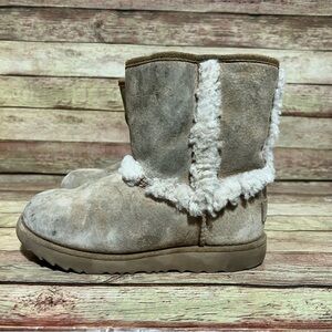 Ugg Hadley Winter Boots
